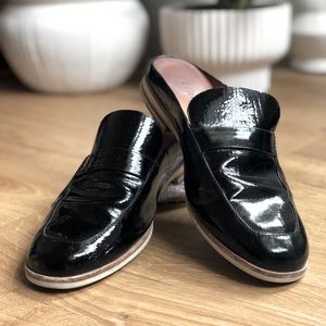 Kenneth Cole Patent Leather Everett Mule